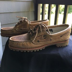 Woman’s leather Timberland moccasins